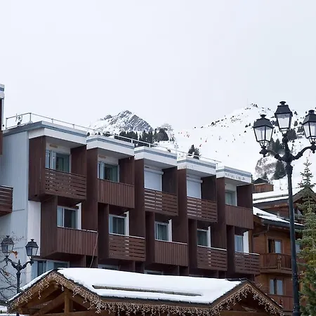 Madame - Olympic מלון 2*