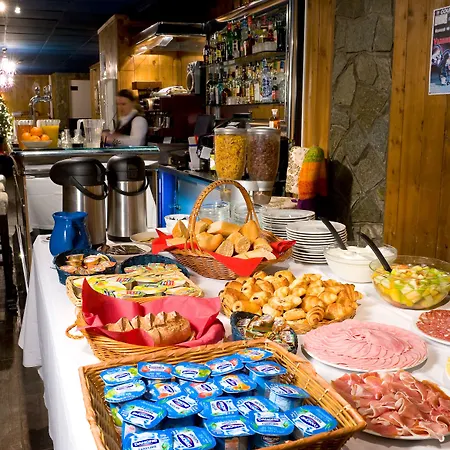 Madame - Olympic Szálloda