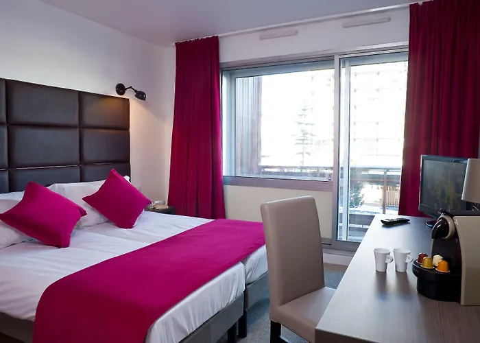 Madame - Olympic Hotel 2*