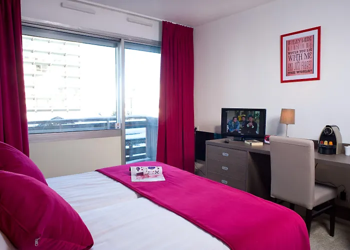 Hotel Madame - Olympic 2*