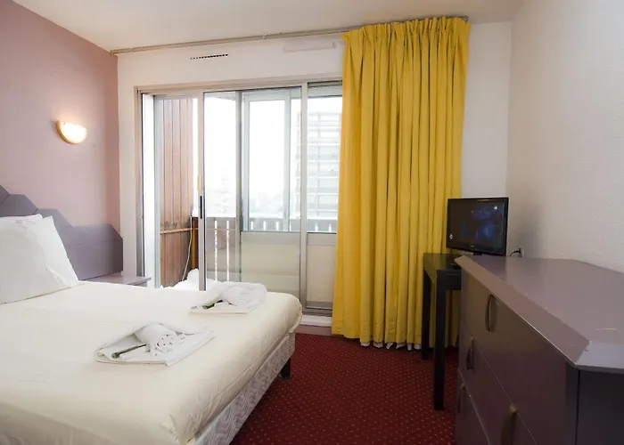 مدام فاكانسيز - أوليمبيك 2* كورشوفيل