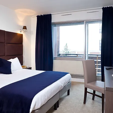 节日夫人 - 库尔舍瓦勒奥林匹克酒店 酒店