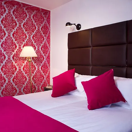 节日夫人 - 库尔舍瓦勒奥林匹克酒店 2* 谷雪维尔